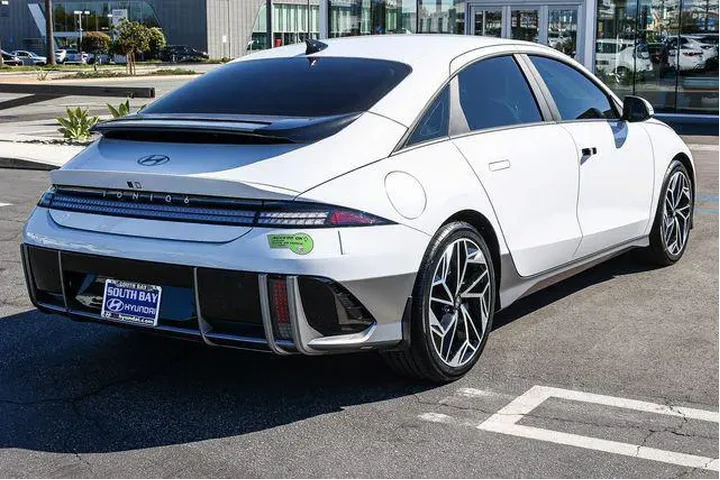 $20998 : Hyundai IONIQ 6 2023 SEL 4dr image 6