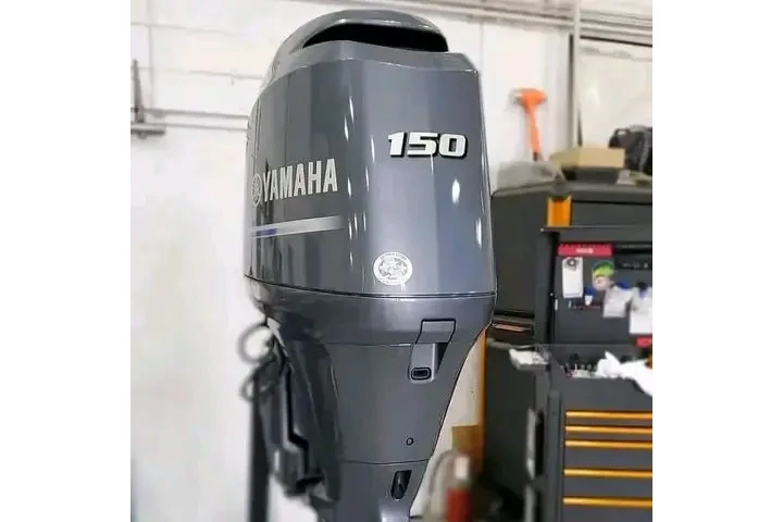 $1500 : Yamaha outboard engine image 1