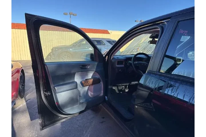 $27960 : Ford Maverick 2023 Lariat 4d image 7