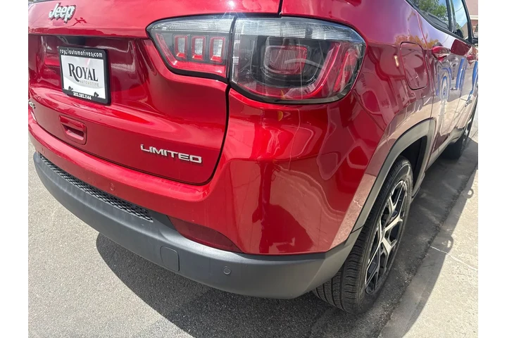 $24995 : 2025 Compass Limited 4x4 image 9
