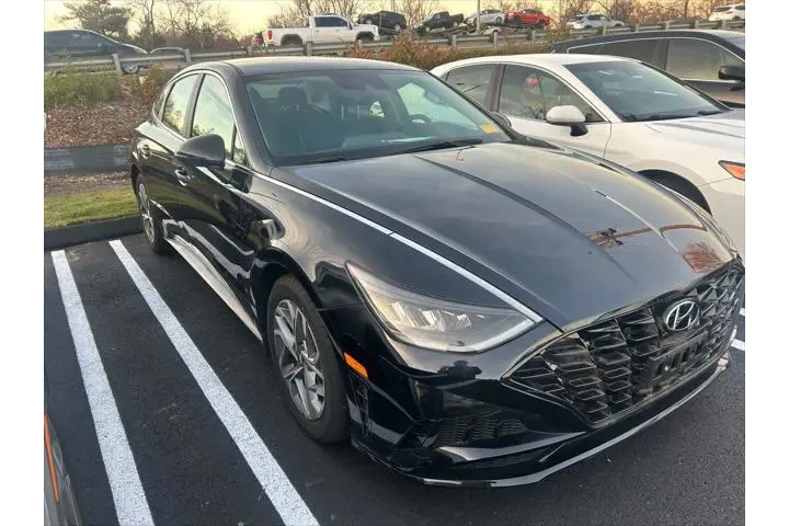 $21977 : Hyundai SONATA 2023 SEL 4dr image 2