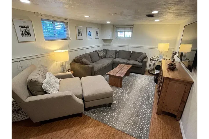$4200 : SINGLE FAMILY HOUSE image 8