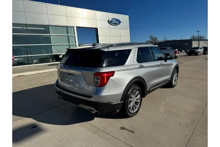$33989 : Ford Explorer 2023 AWD Limit image 5