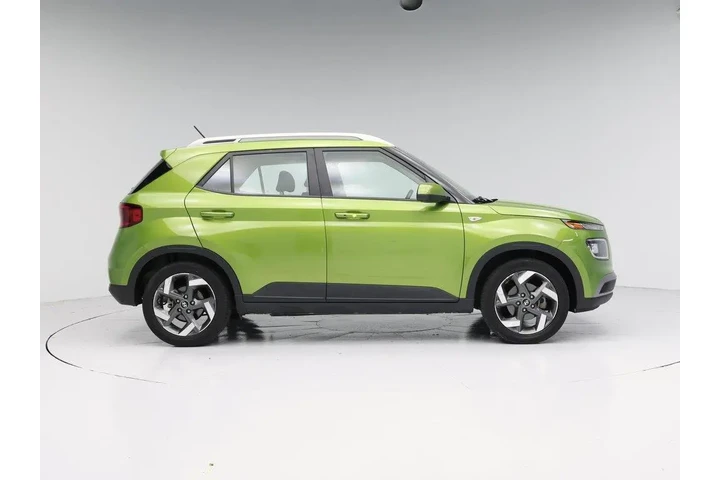 $18998 : Hyundai VENUE 2024 SEL 4dr C image 7