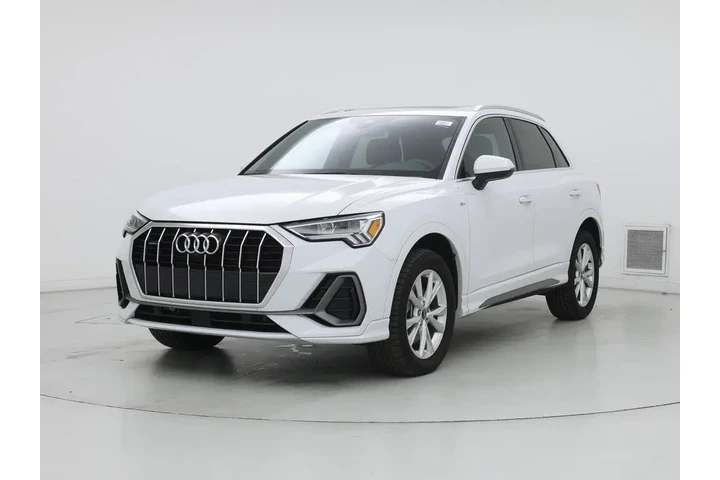 $26998 : Audi Q3 2022 AWD quattro S l image 4