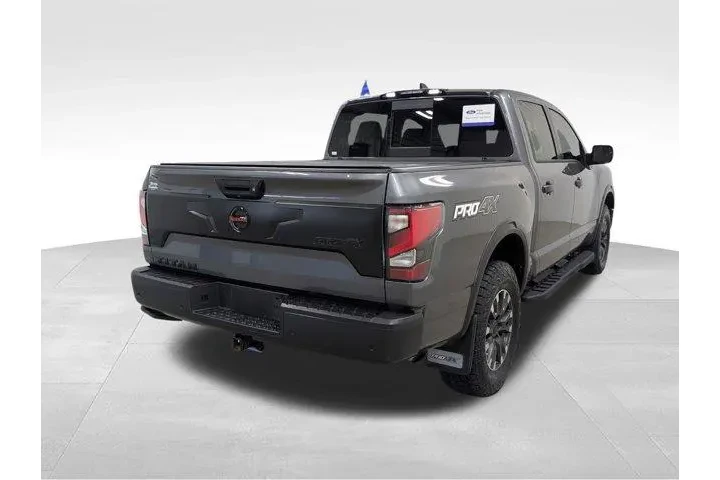 $39998 : Nissan Titan 2022 4x4 SV 4dr image 7