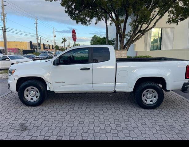 $12000 : Chevrolet Colorado image 6