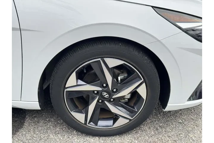 $22096 : Hyundai ELANTRA 2023 Limited image 10