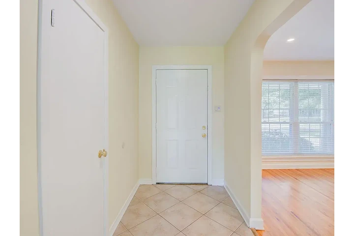 $1450 : Gorgeous home in Braes Timbers image 1