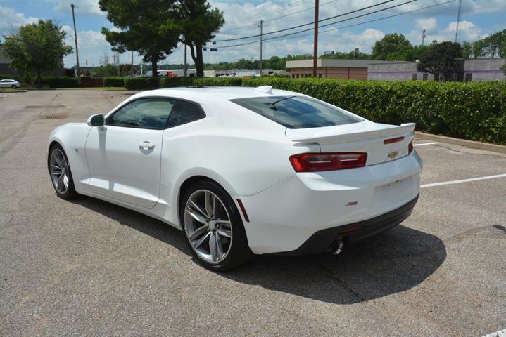 2018 Camaro LT image 10