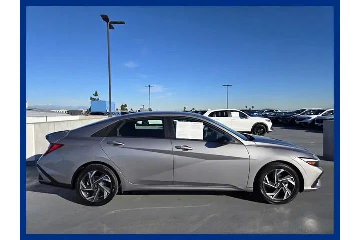 $19984 : Hyundai ELANTRA 2025 SEL Spo image 5