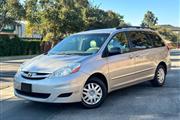 2007 Sienna LE 8-Passenger