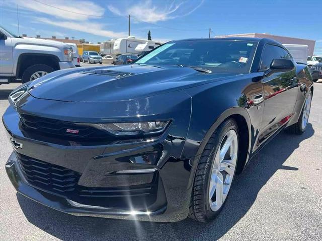 $45995 : Pre-Owned 2019 Camaro SS Coup image 2