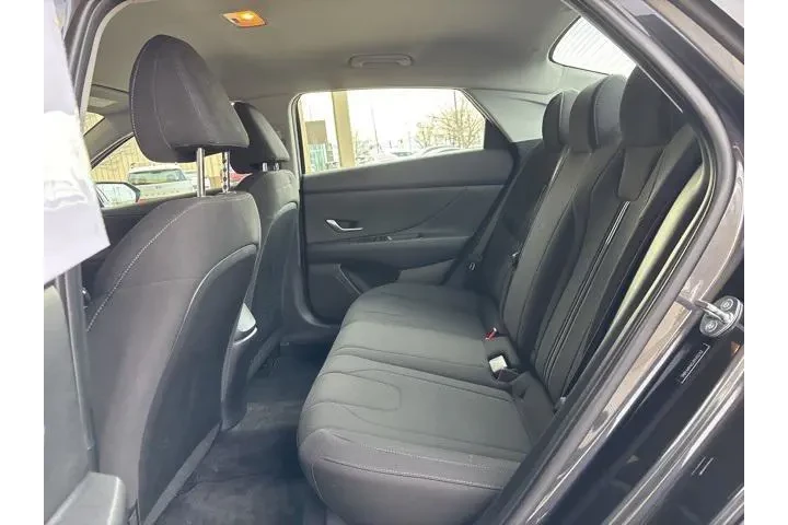 $21998 : Hyundai ELANTRA 2023 SEL 4dr image 5