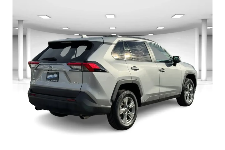$24687 : Toyota RAV4 2024 XLE 4dr SUV image 4