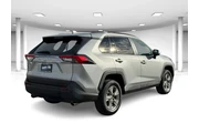 $24687 : Toyota RAV4 2024 XLE 4dr SUV thumbnail