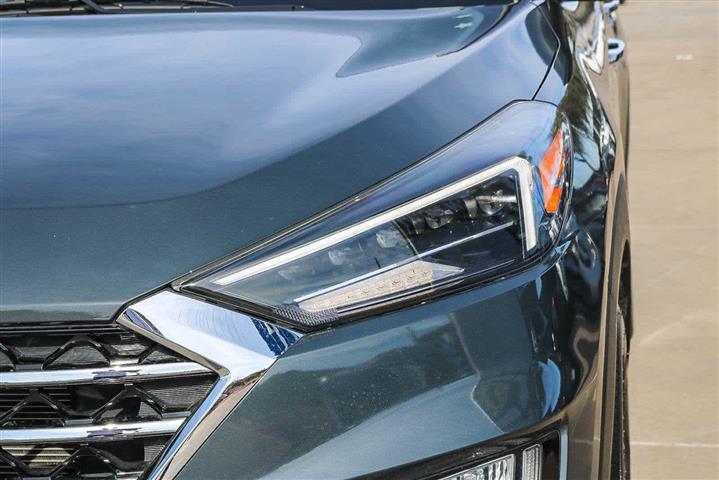 $23600 : Pre-Owned 2021 Hyundai Tucson image 7