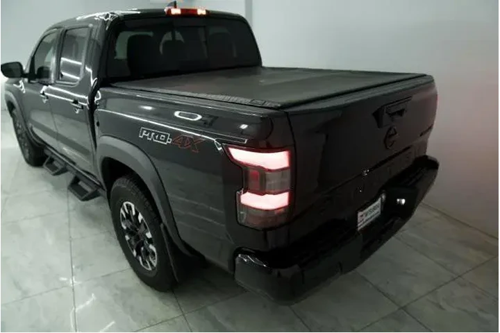 $12900 : Nissan Frontier 2014 4x4 SV image 5