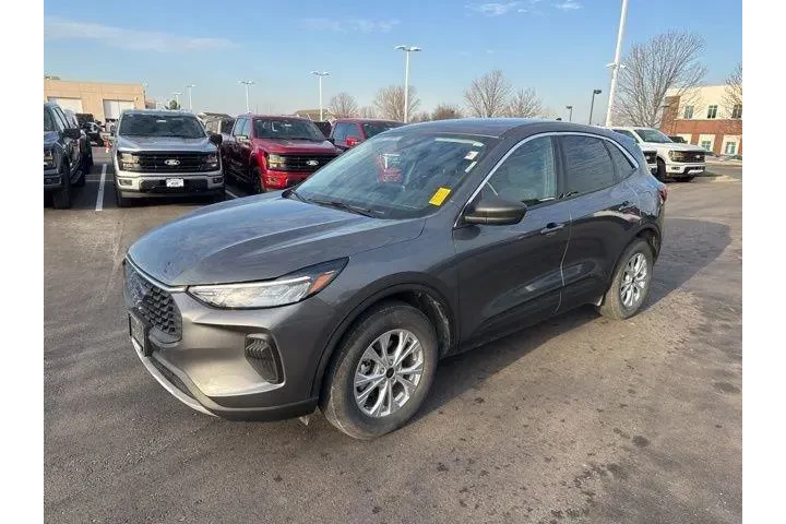 $23000 : Ford Escape 2024 AWD Active image 3