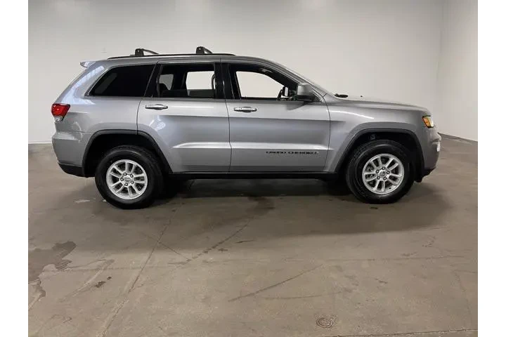 $18926 : Jeep Grand Cherokee 2020 4x4 image 2