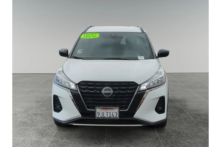 Nissan Kicks 2024 SR 4dr Cro image 8