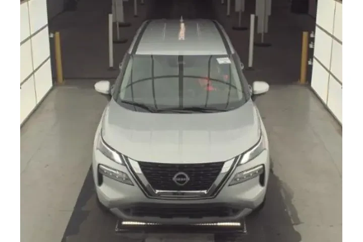 $18988 : Nissan Rogue 2023 SV 4dr Cro image 3