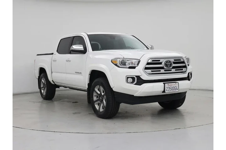 $34998 : Toyota Tacoma 2018 4x4 Limit image 1