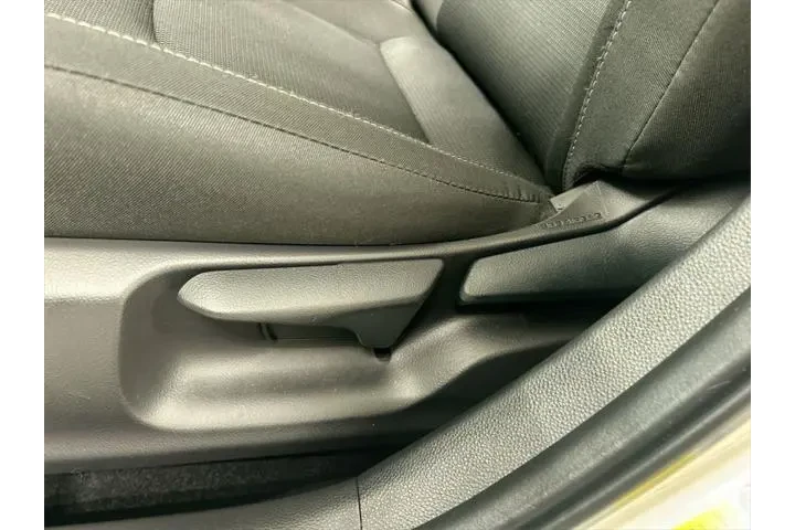 $37711 : Toyota GR Corolla 2024 AWD C image 10