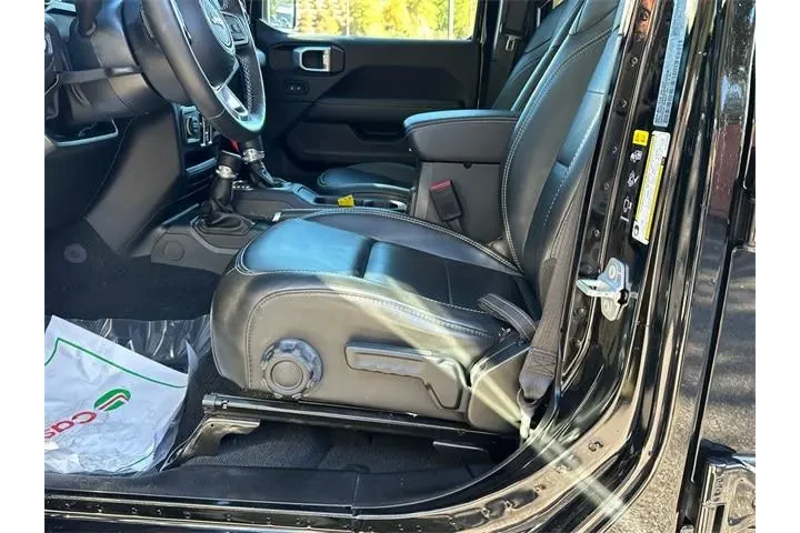 $37098 : Jeep Wrangler Unlimited 2022 image 9