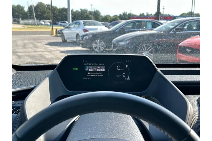 2023 TOYOTA BZ4X XLE SPORT UT image 2