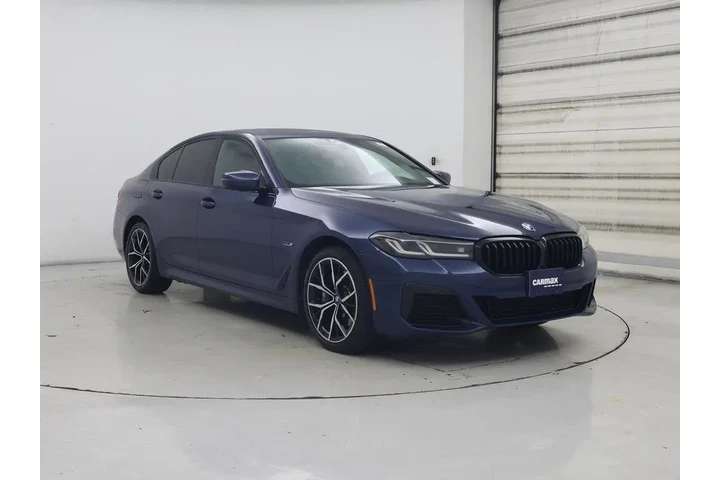 $30998 : BMW 5 Series 2022 530e 4dr S image 1