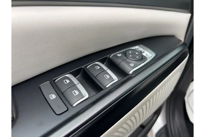 $28814 : Kia Carnival 2022 LX 4dr Min image 8