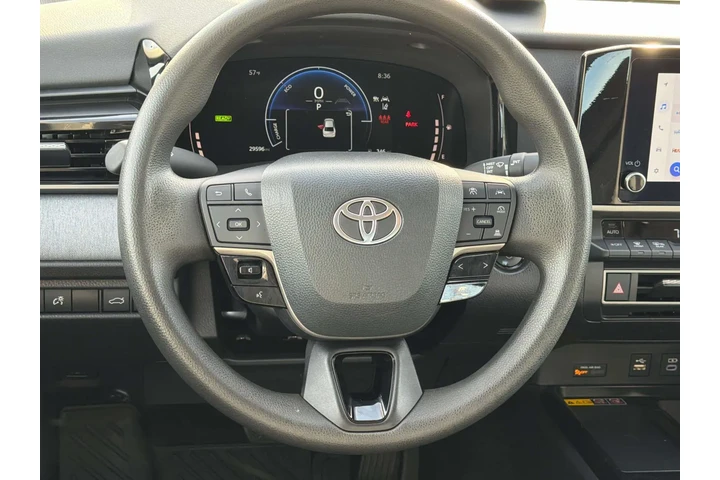 $27394 : Toyota Camry 2025 SE 4dr Sed image 9