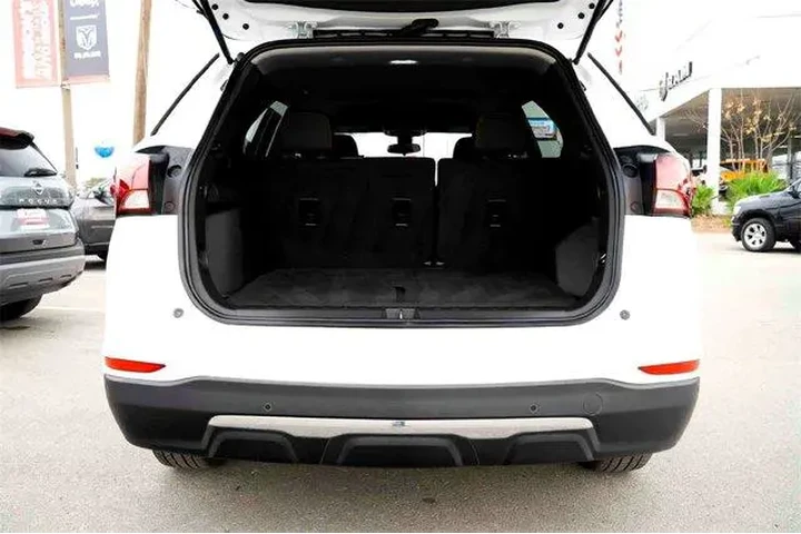 $21293 : Chevrolet Equinox 2023 4x4 L image 6