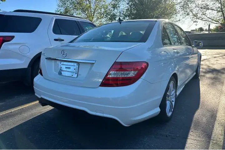 $10995 : Mercedes-Benz C-Class 2012 C image 4