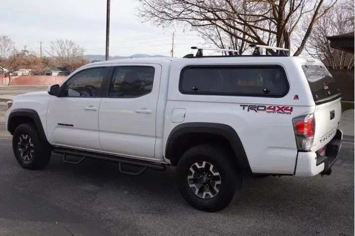 2023 Tacoma TRD Off-Road image 4