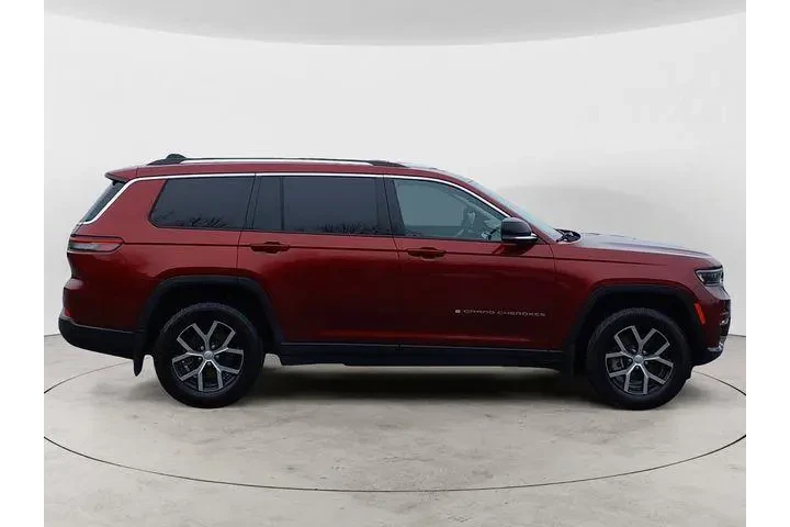 $33888 : Jeep Grand Cherokee L 2023 4 image 6