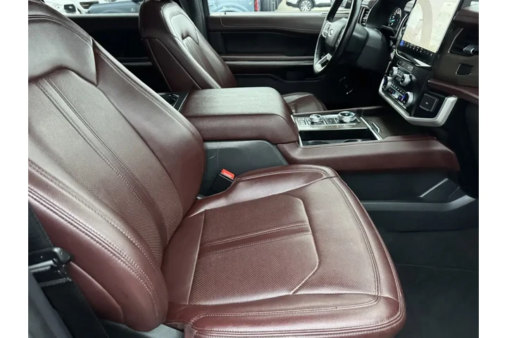 $39776 : Ford Expedition MAX 2023 4x4 image 6