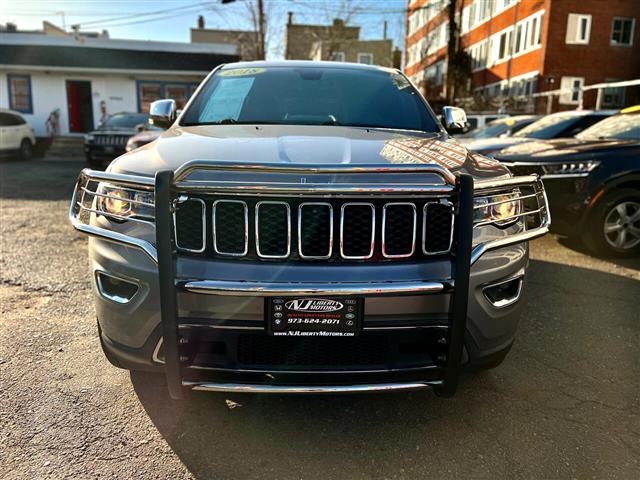 $22000 : 2018 Grand Cherokee LIMITED image 2