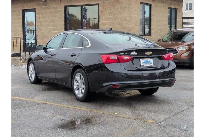 $15771 : Chevrolet Malibu 2023 LT 4dr image 5