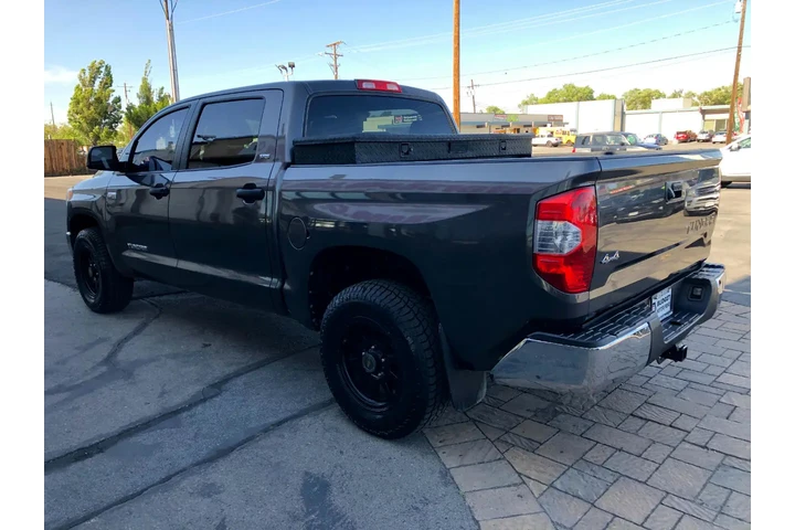 $24990 : 2015 Tundra SR5 5.7L V8 CrewM image 4