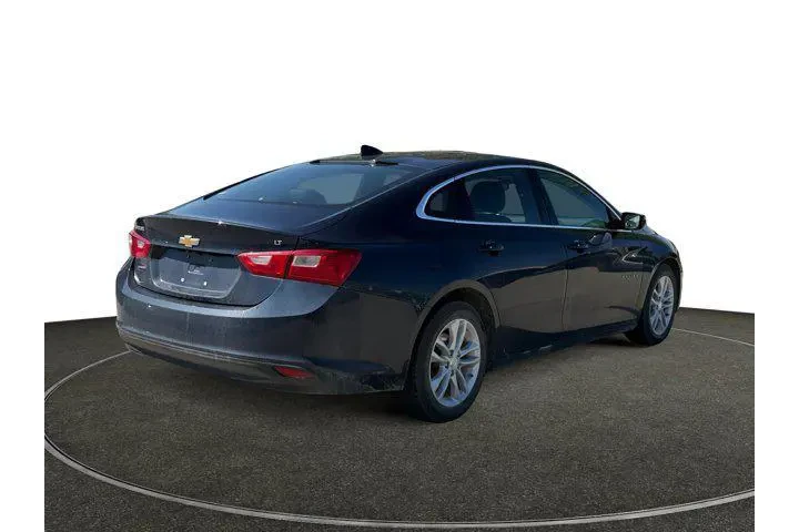 $12854 : Chevrolet Malibu 2017 LT 4dr image 5