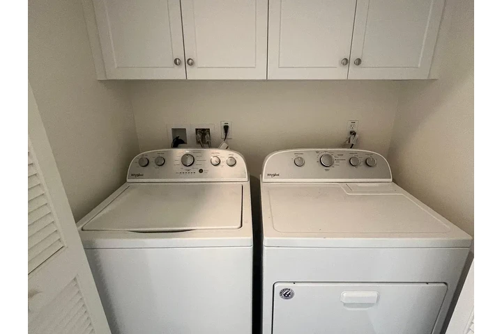 $2350 : Dreeam townhouse-styled image 5