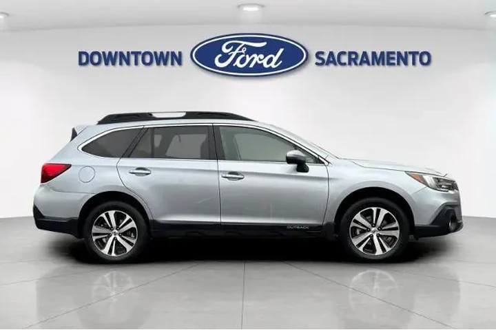 $17500 : Subaru Outback 2018 AWD 2.5i image 10
