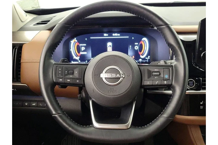 $33998 : Nissan Pathfinder 2023 Plati image 10