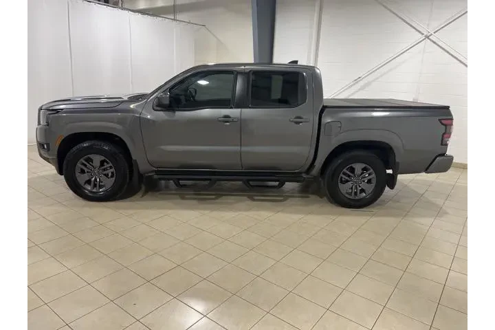 $37999 : Nissan Frontier 2025 4x4 SV image 2