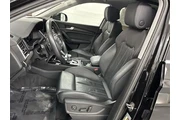$27999 : Audi Q5 2024 AWD quattro S l thumbnail