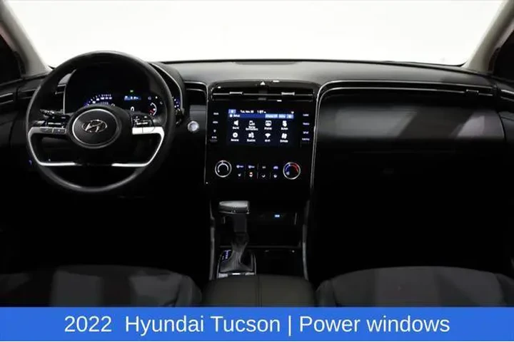 $20985 : Hyundai TUCSON 2022 AWD SEL image 8