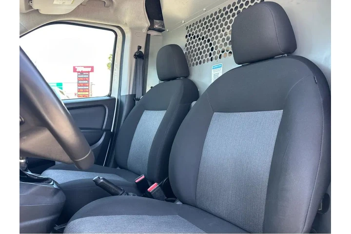 $18477 : 2018 ProMaster City Cargo Van image 8