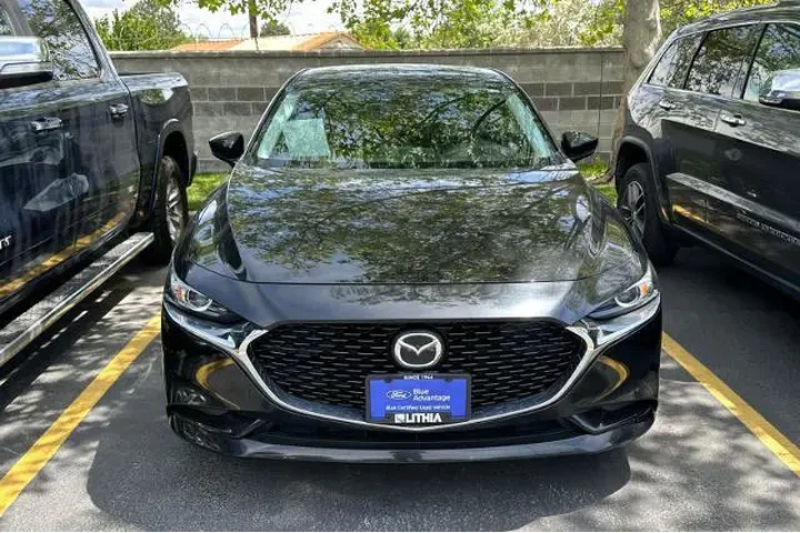 $18995 : Mazda Mazda3 Sedan 2019 Pref image 2